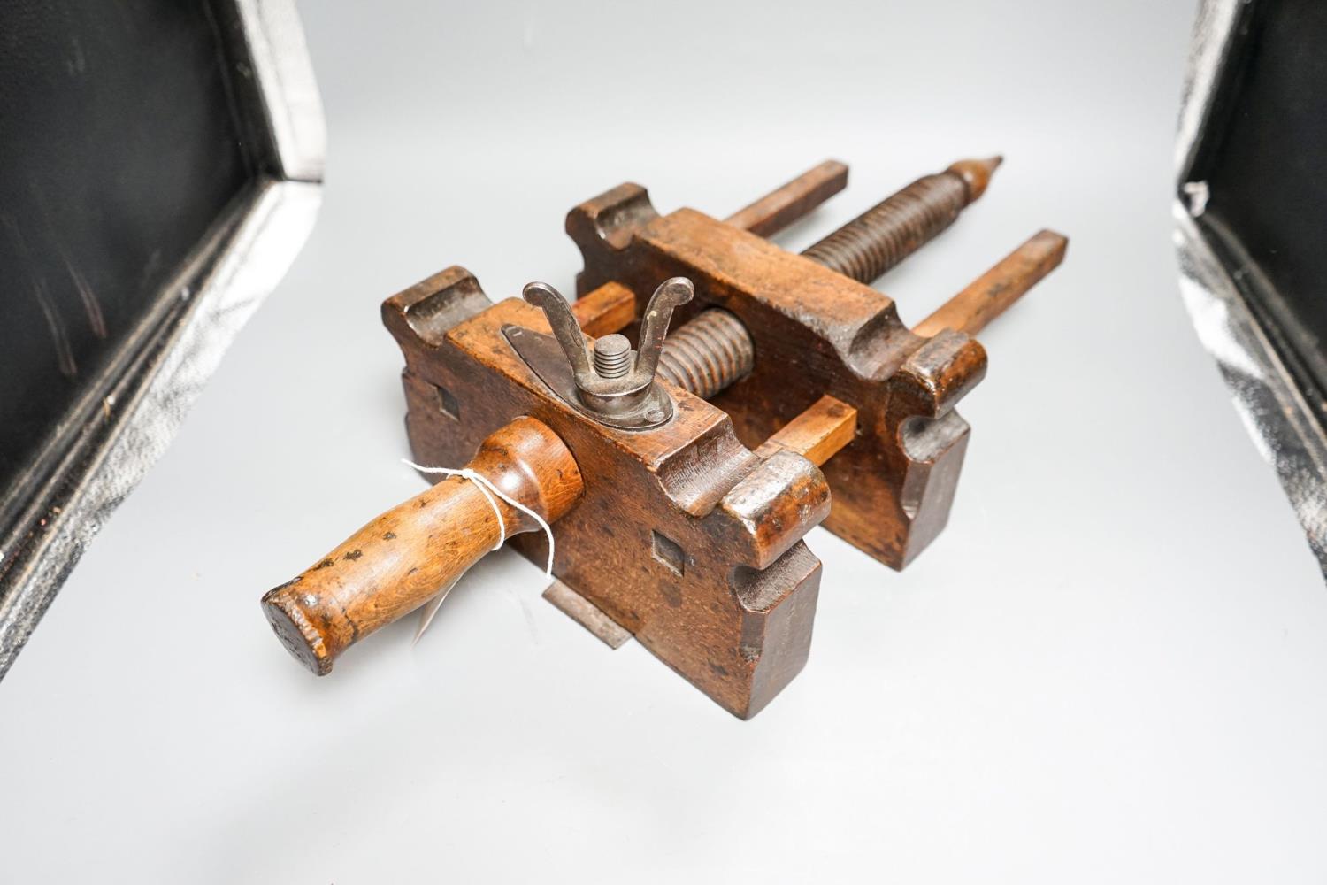 A 19th century beech weaver’s clamp, stamped Baron and Hogarth, 56cm - Image 3 of 3
