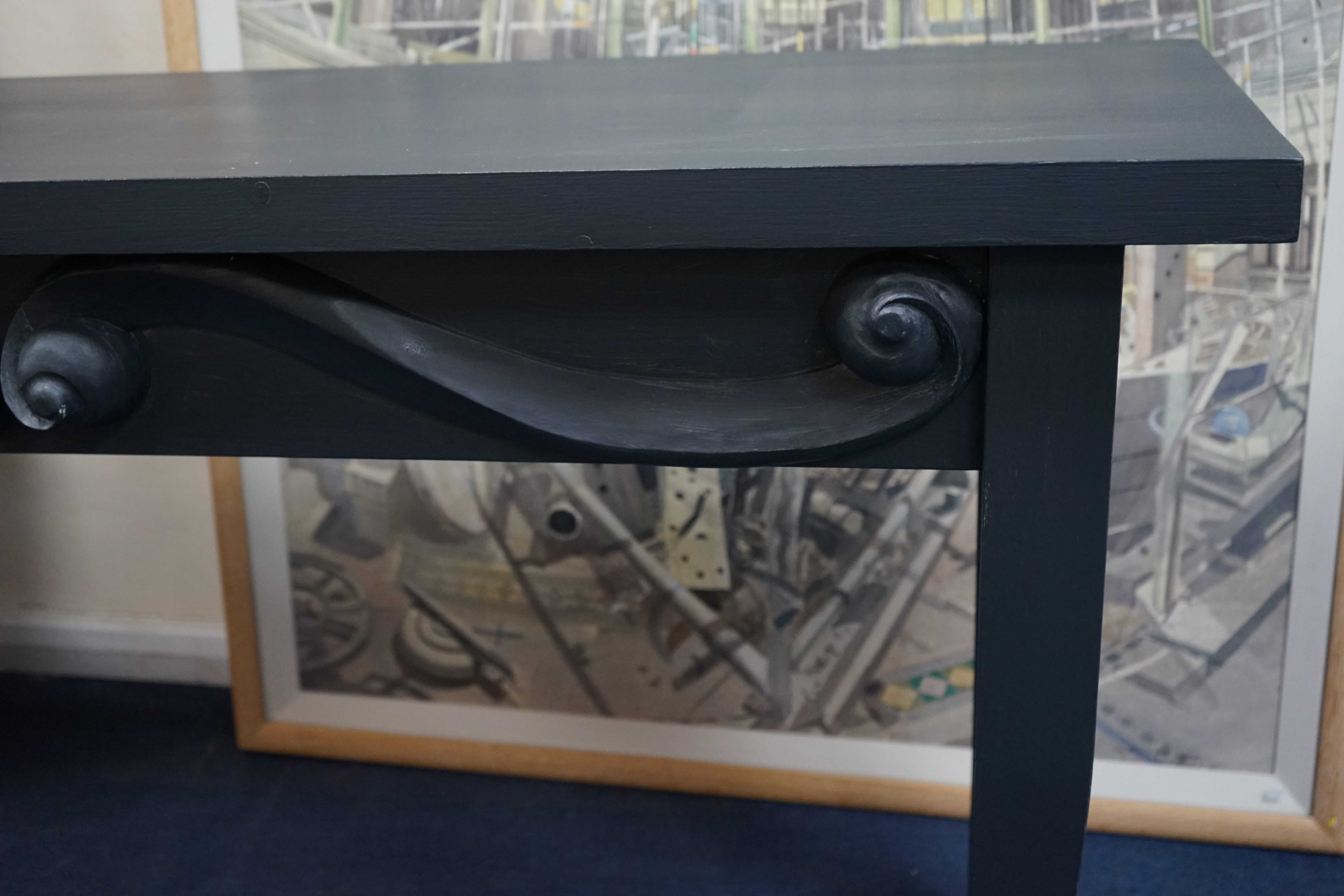 A grey painted pine console table, with scrolling apron, width 160cm depth 40cm height 78cm - Image 3 of 5