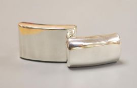 Two George III silver curved snuff boxes, largest Joseph Wilmore, Birmingham, 1809, 6cm and