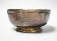 A modern silver circular presentation bowl, Garrard & Co Ltd, London, 1975, diameter 17.5cm, 17.
