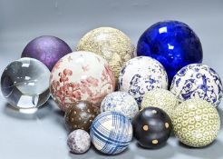 Quantity of mixed baubles, witches ball etc.