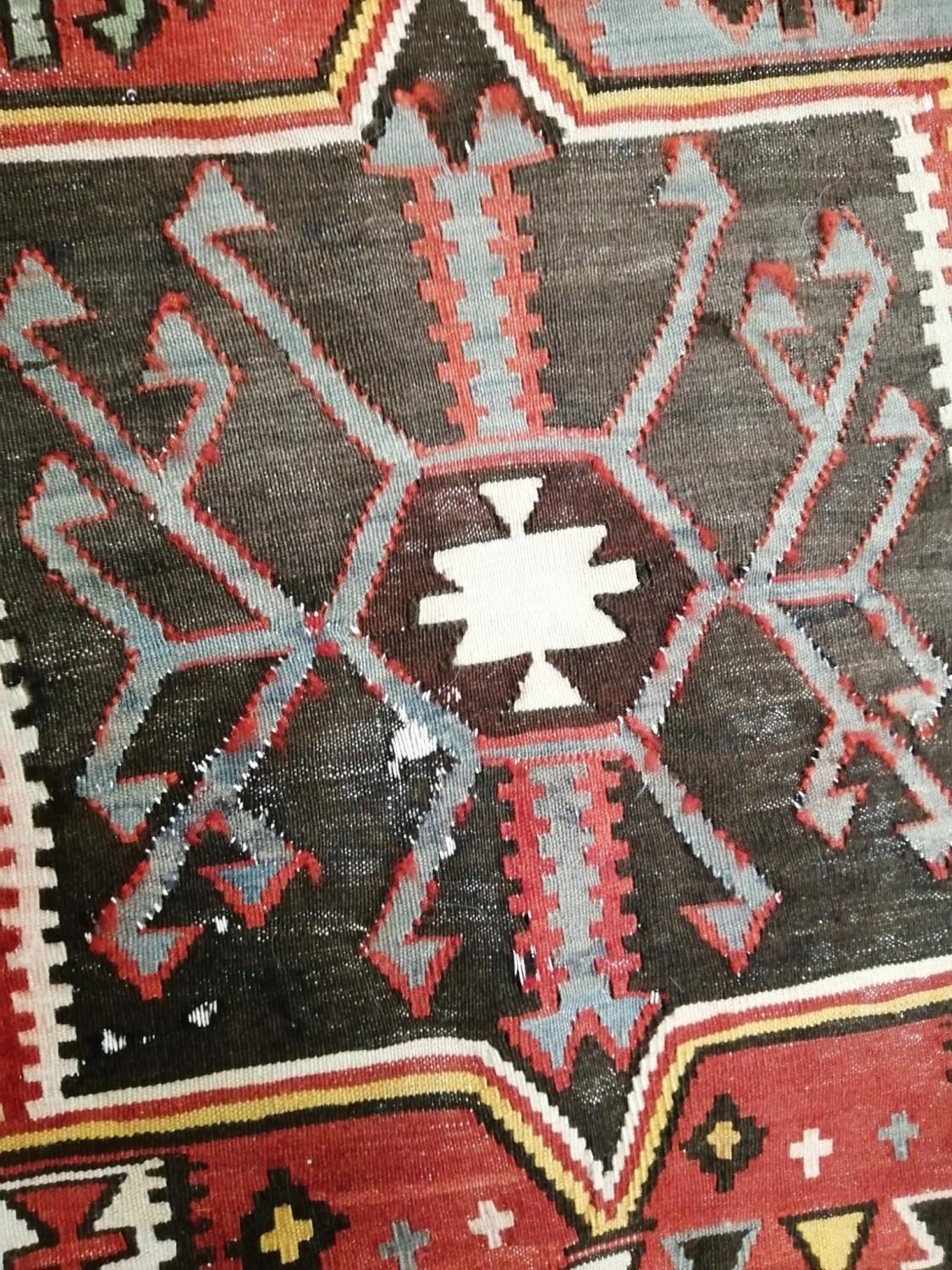 An antique Caucasian Kilim, 292 x 175cm - Image 4 of 4