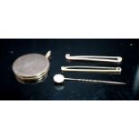 An 18ct bar brooch, 50mm, 2 grams, a 9ct bar brooch, 1.8 grams, a white opal set stick pin and a