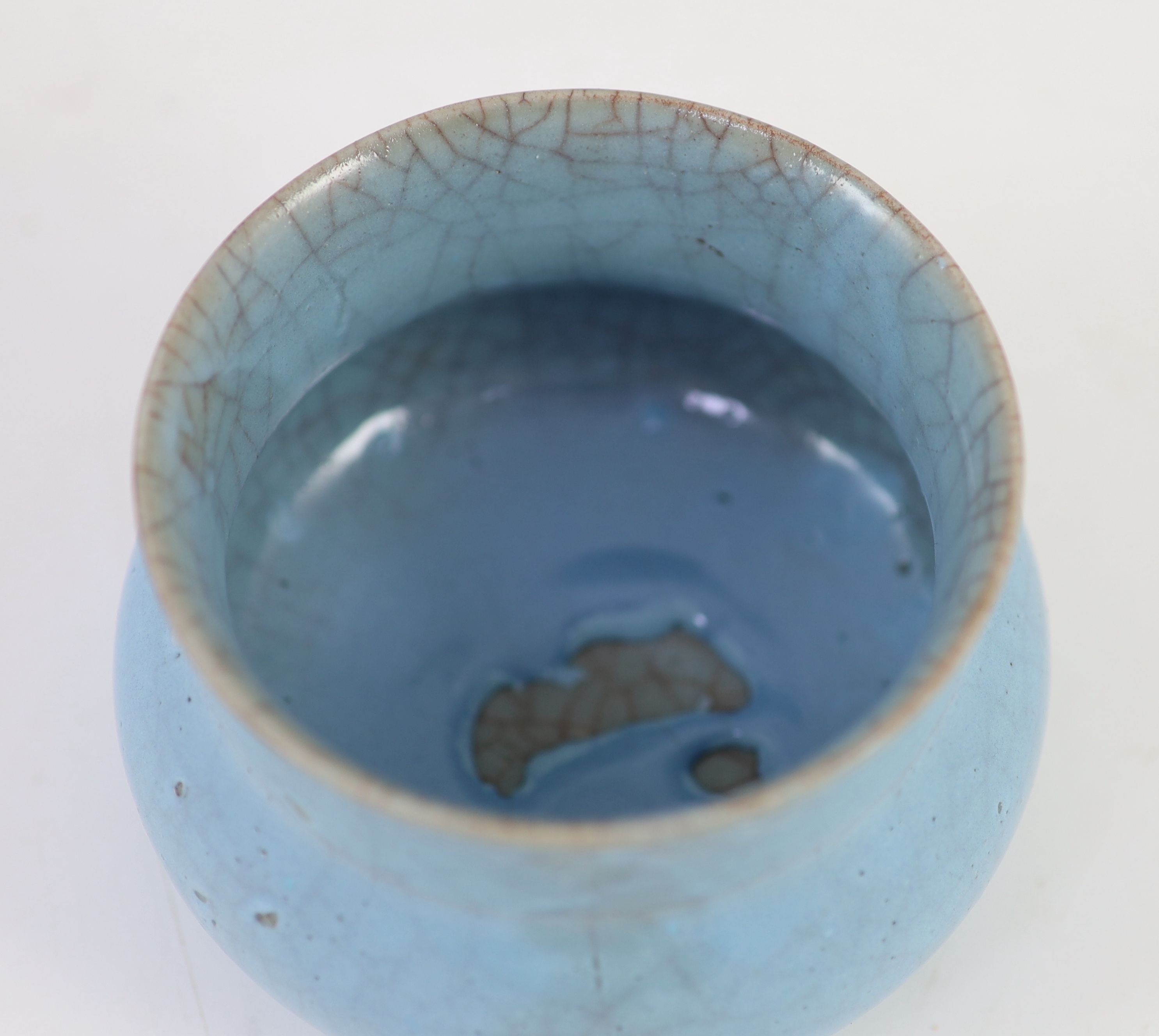 A Chinese Jun type lavender blue glazed vase, zhadou, late Qing dynasty10.5 cm diameter - Image 3 of 4