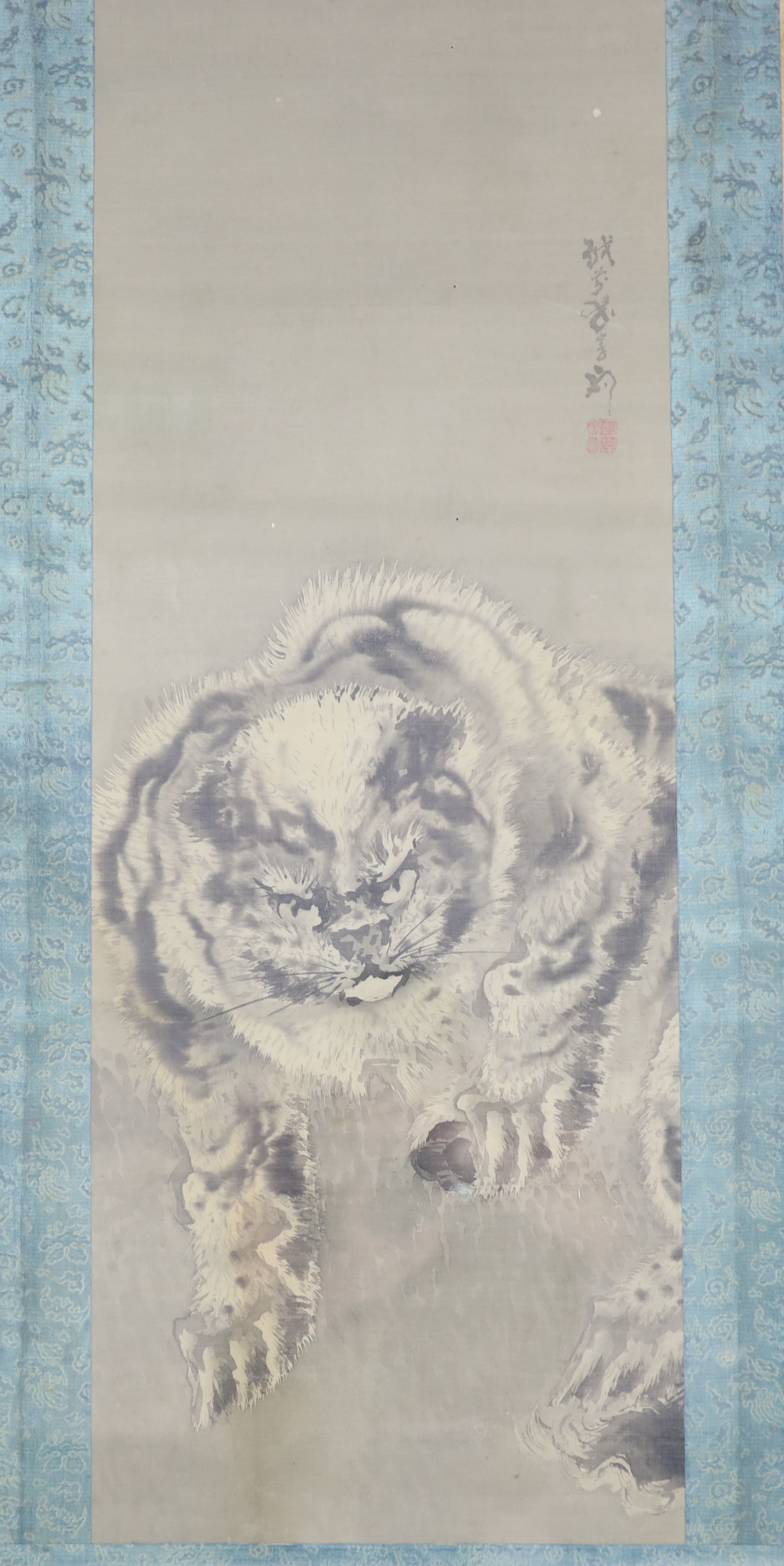 Kishi Ganku (1749-1838), a pair of Sumi paintings on silk of snow leopards, signed Tenkai Ganku,with - Image 2 of 3