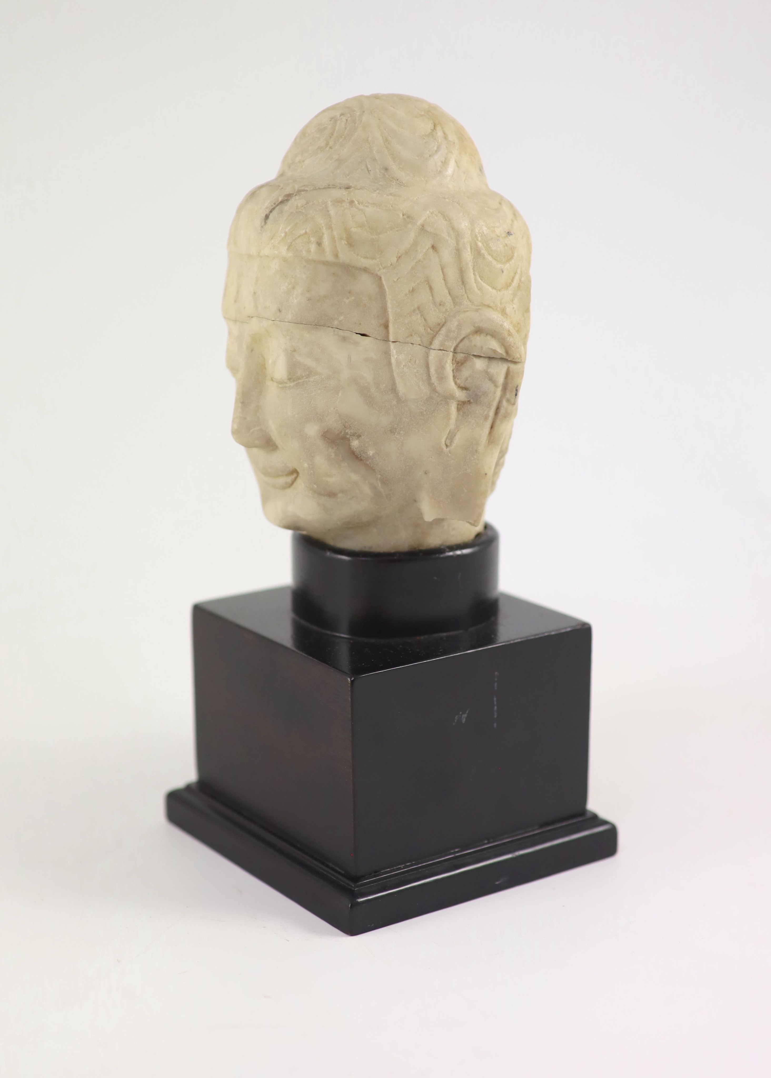 A Chinese carved white marble head of Buddha, Tang dynasty (618-907 AD),Provenance - purchased by - Image 2 of 3