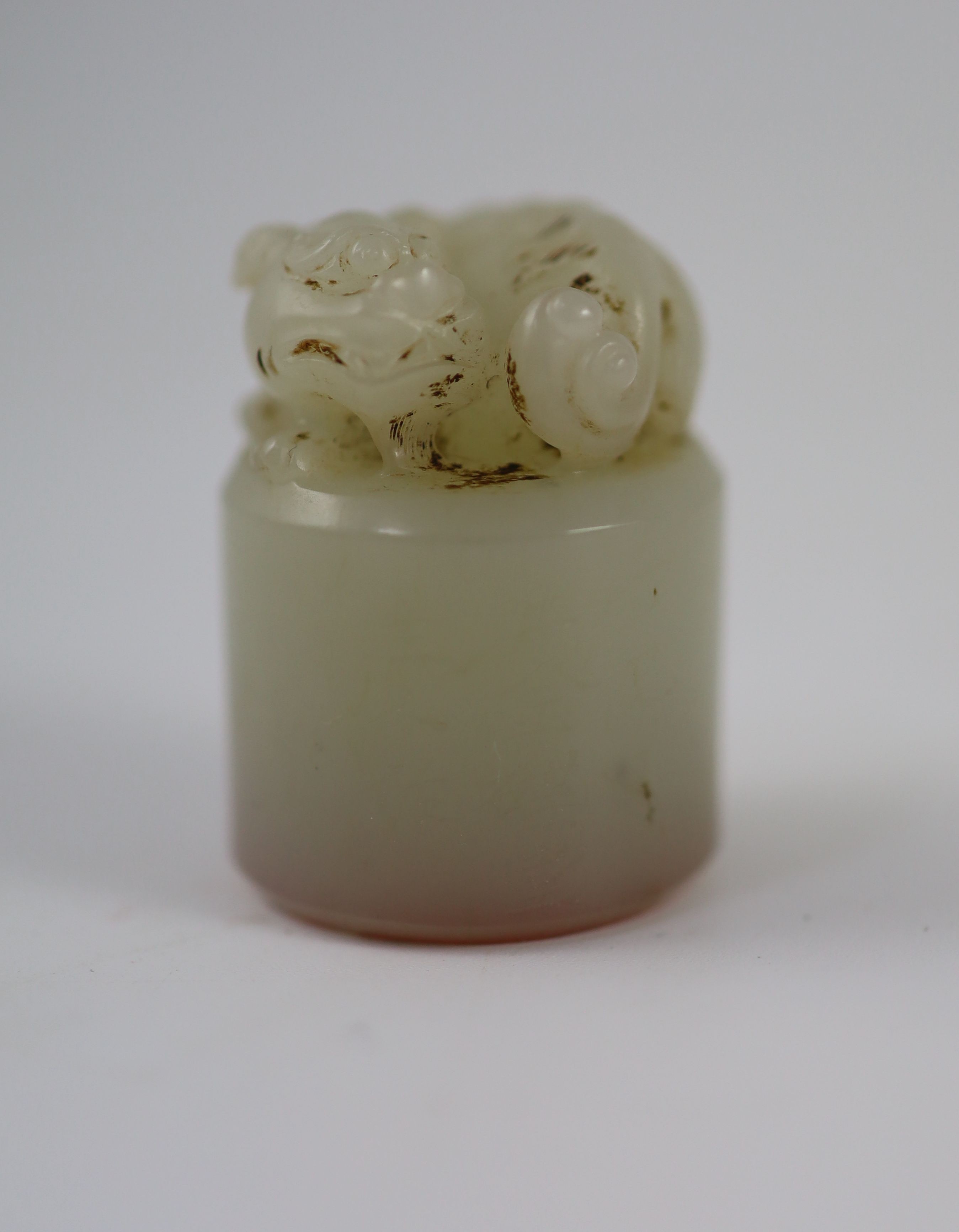 A Chinese white jade cylindrical seal,surmounted by the figure of a lion dog, inscription to one - Image 4 of 4