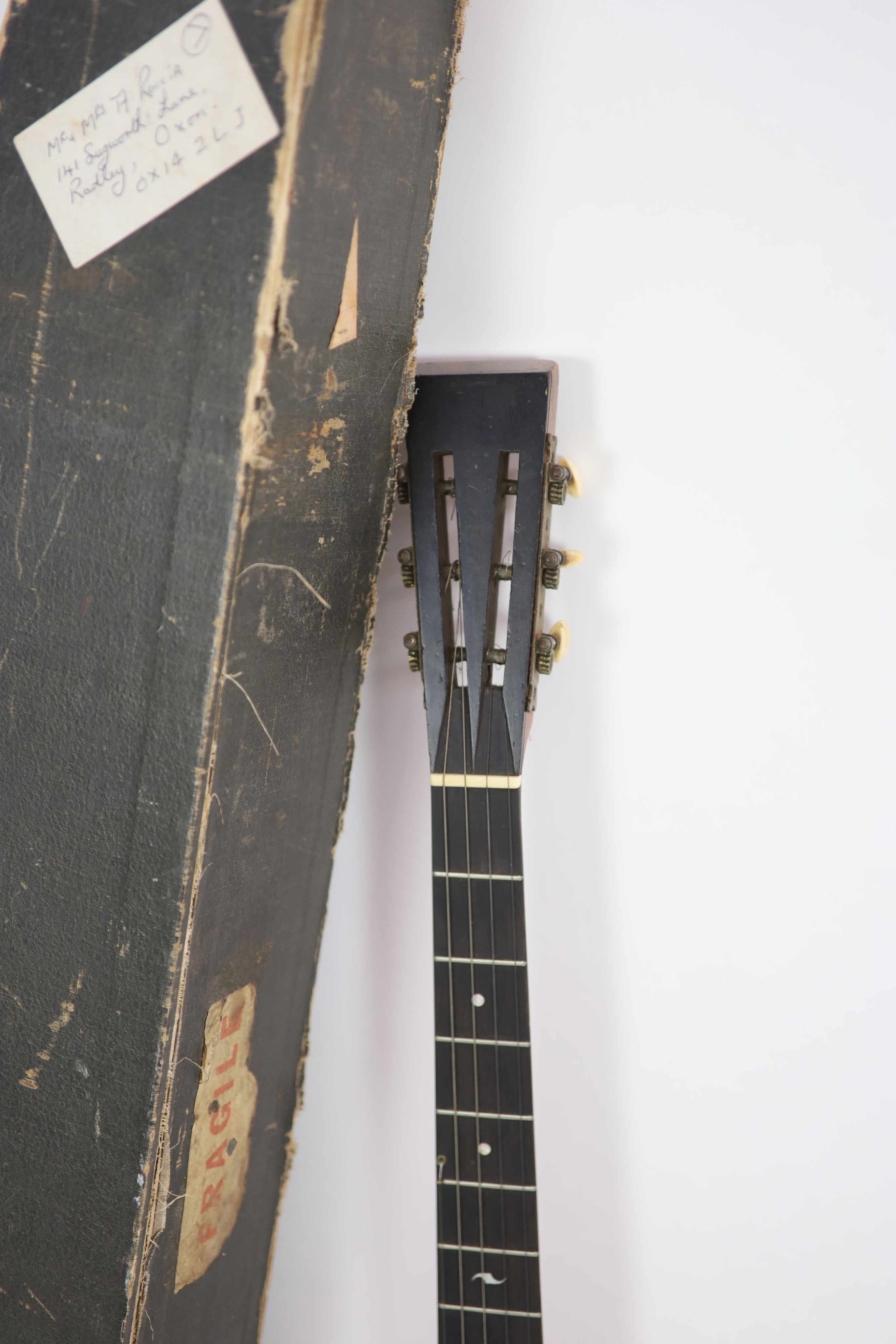 A Cammeyer banjo,nut to bridge 26 inches (bridge missing), 22 frets,length 93cm - Image 3 of 9
