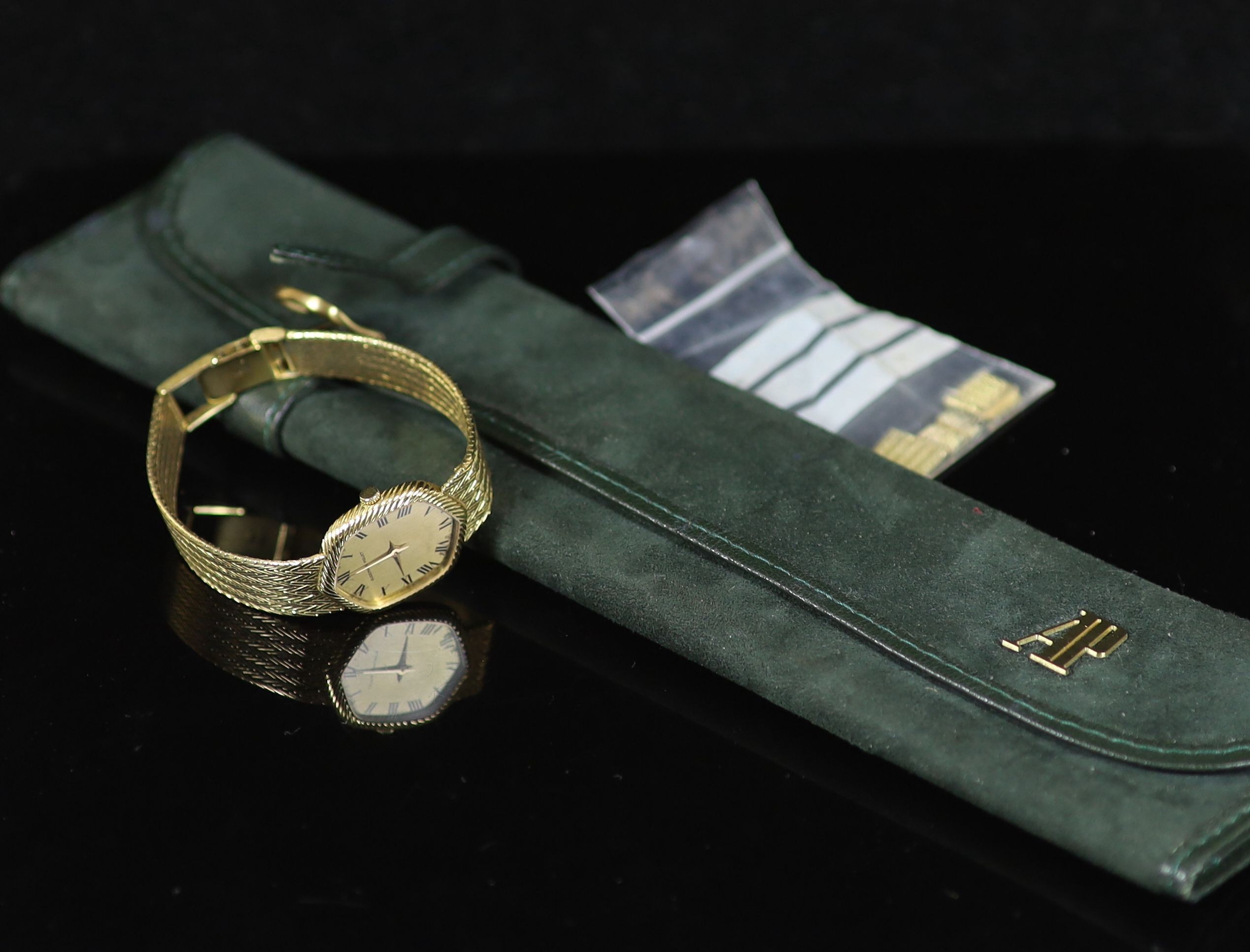 A lady's 18ct gold Audemars Piguet manual wind wrist watch,with hexagonal Roman dial, on integral - Image 3 of 4