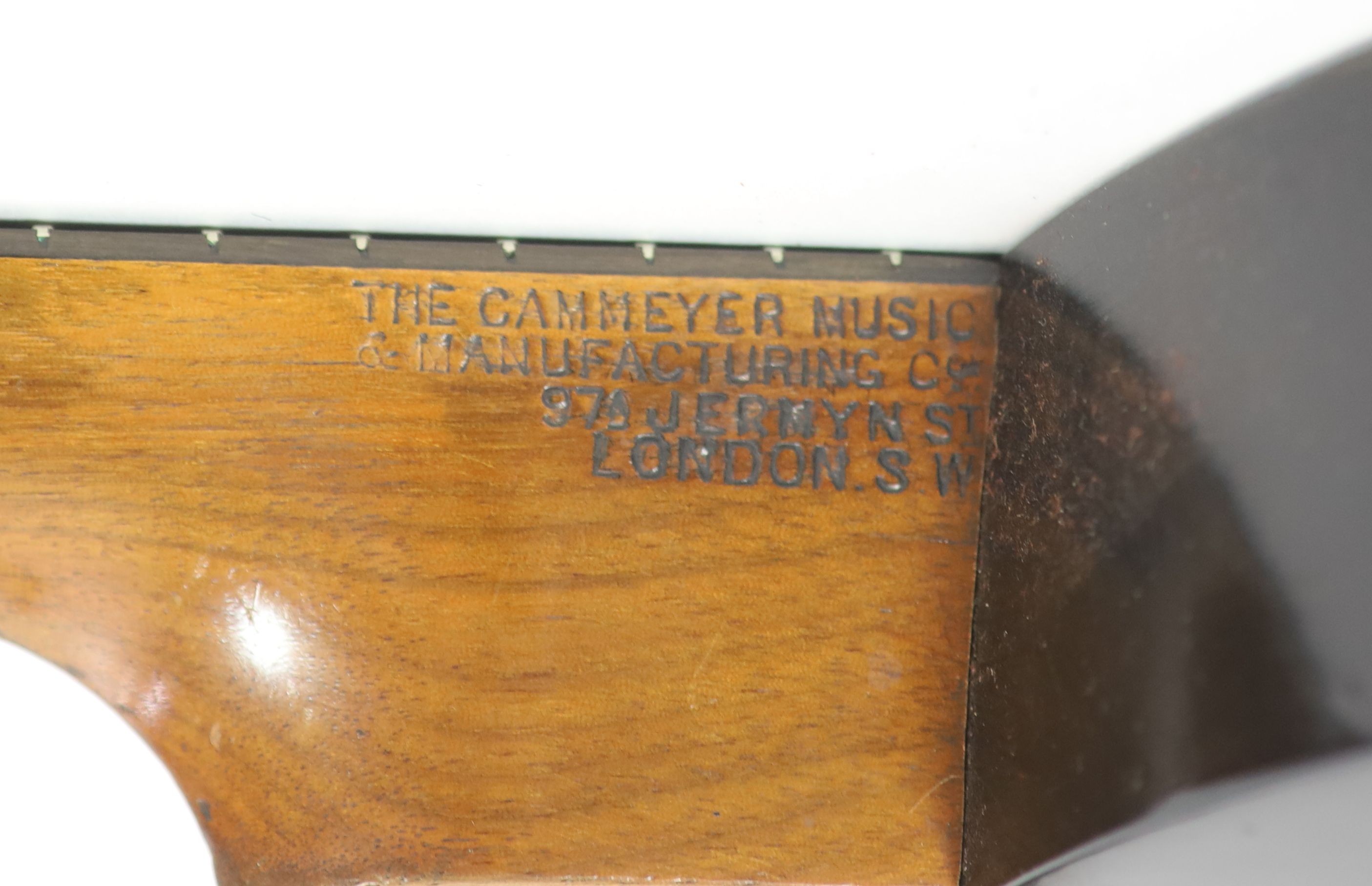 A Cammeyer banjo,nut to bridge 26 inches (bridge missing), 22 frets,length 93cm - Image 8 of 9
