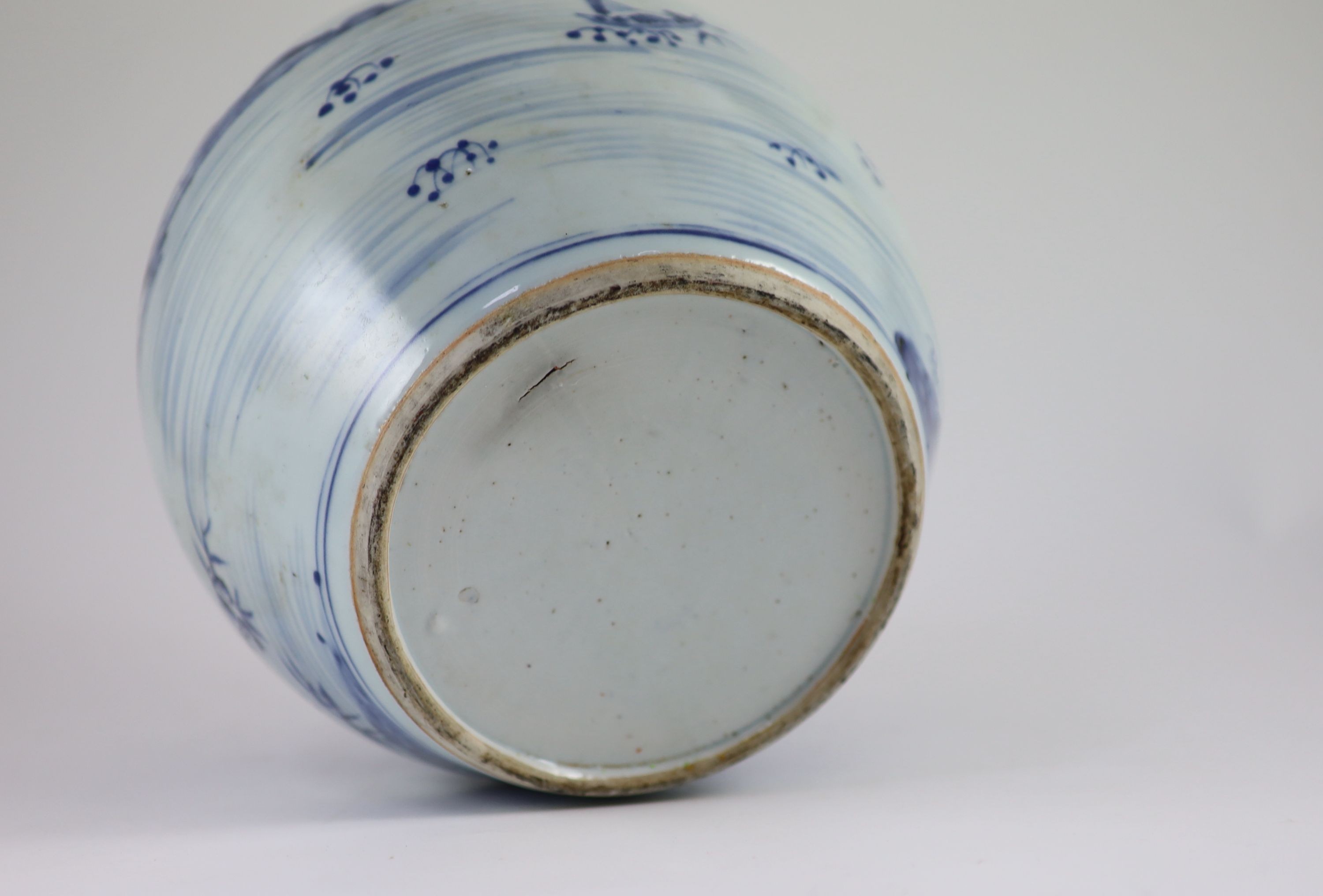 A Chinese blue and white jar and cover, Kangxi period (1662-1722),painted with a mountainous river - Image 6 of 8