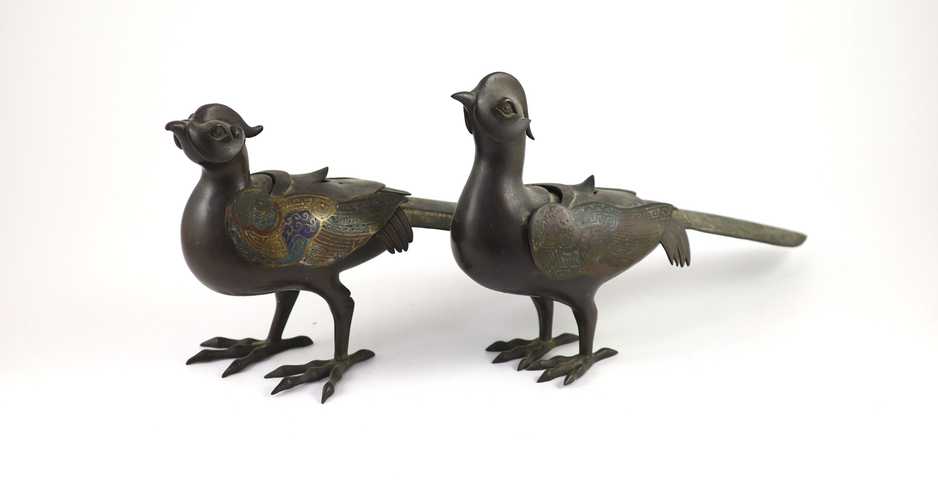 Two similar Japanese champlevé enamel and bronze ‘pheasant’ censers and covers, Meiji period,in - Image 4 of 5