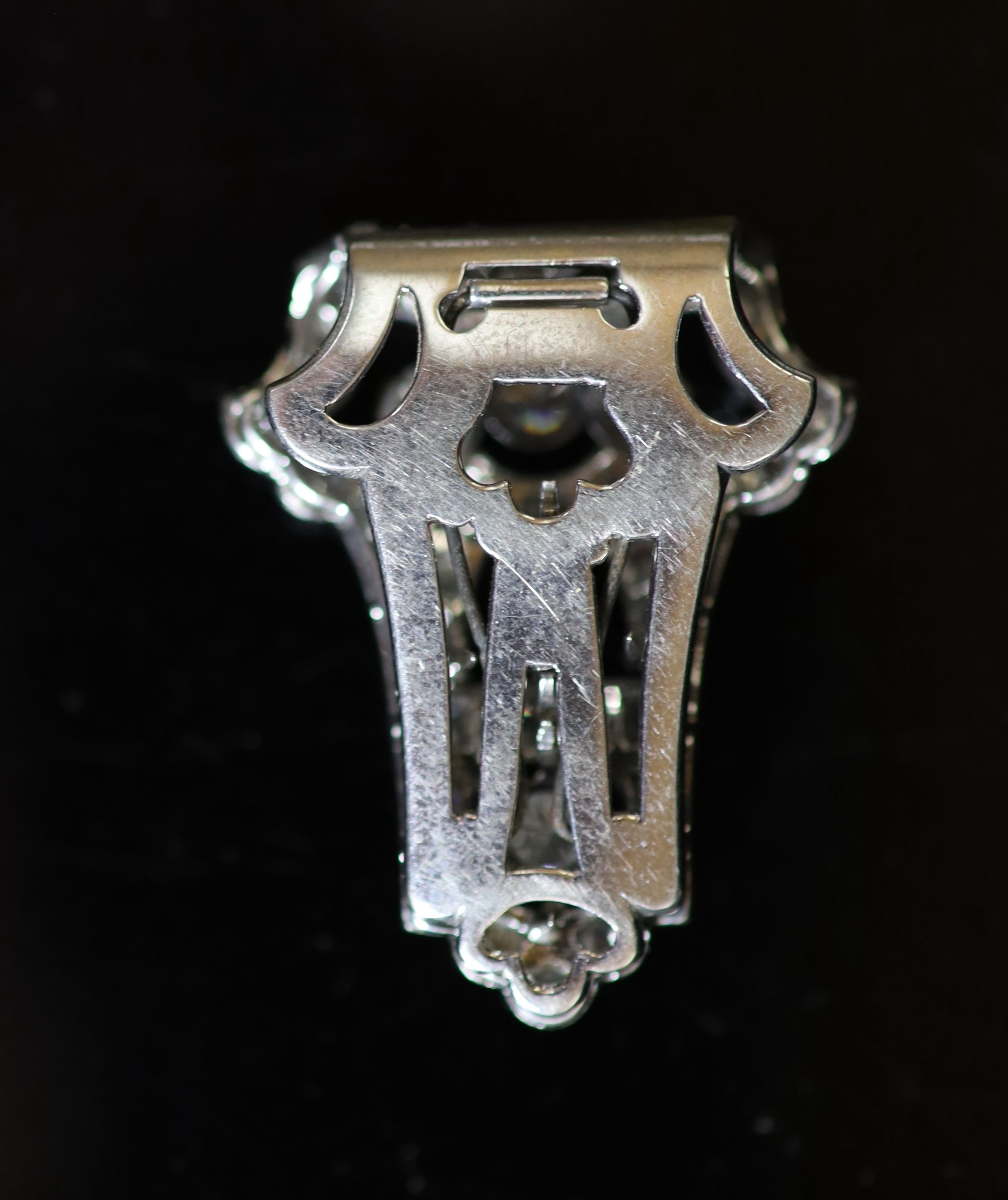 A 1920's/1930's Art Deco pierced platinum and diamond clip brooch,set with round and rose cut - Image 2 of 3