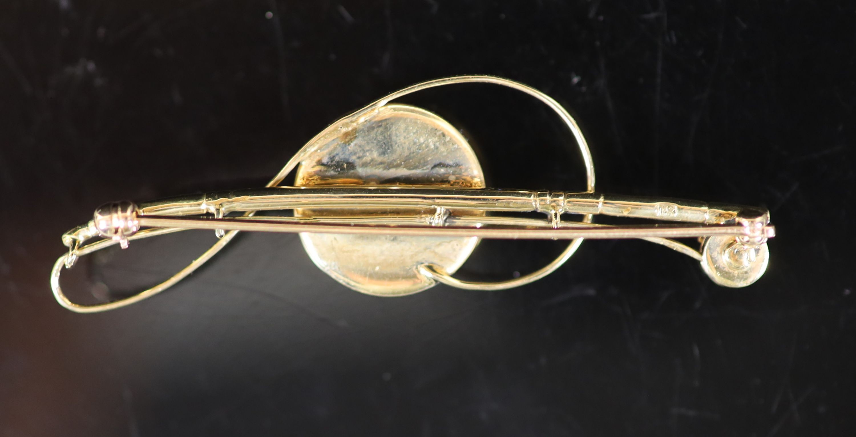 An Edwardian 18ct gold and Essex crystal set bar brooch, modelled as a fly fishing rod, with line - Image 2 of 2