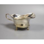 A Continental 800 standard silver sauce boat, 7oz.