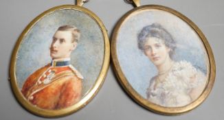 Two Edwardian portrait miniatures on ivory, one of a lady, the other an officer, height 8cm