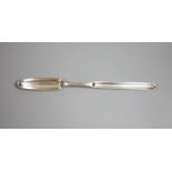 A George III silver marrow scoop, Soloman Hougham, London, 1803, 23.5cm.