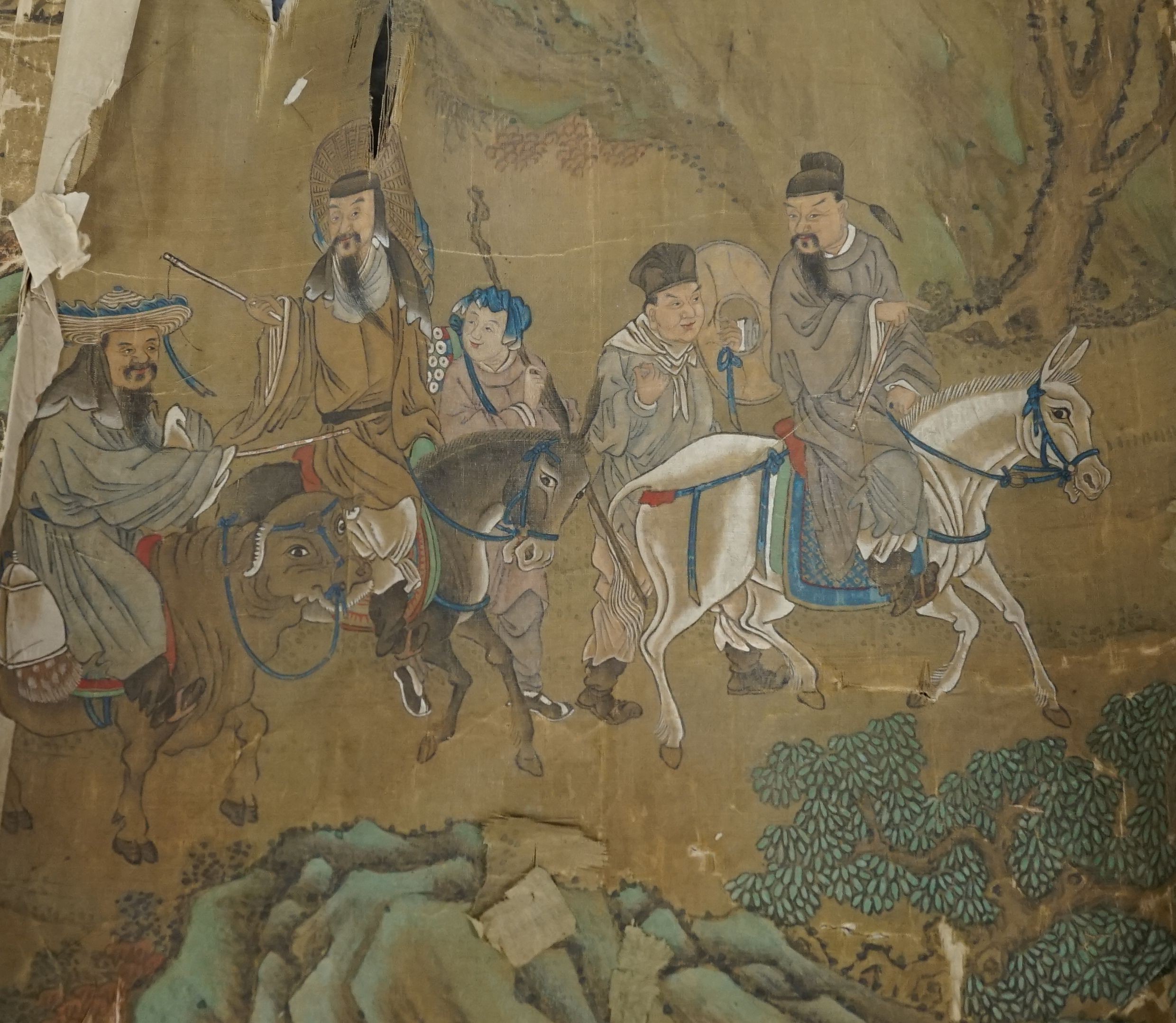 A 19th century Chinese hand scroll painting on silk of figures in a landscape, approximately 206 - Image 5 of 10