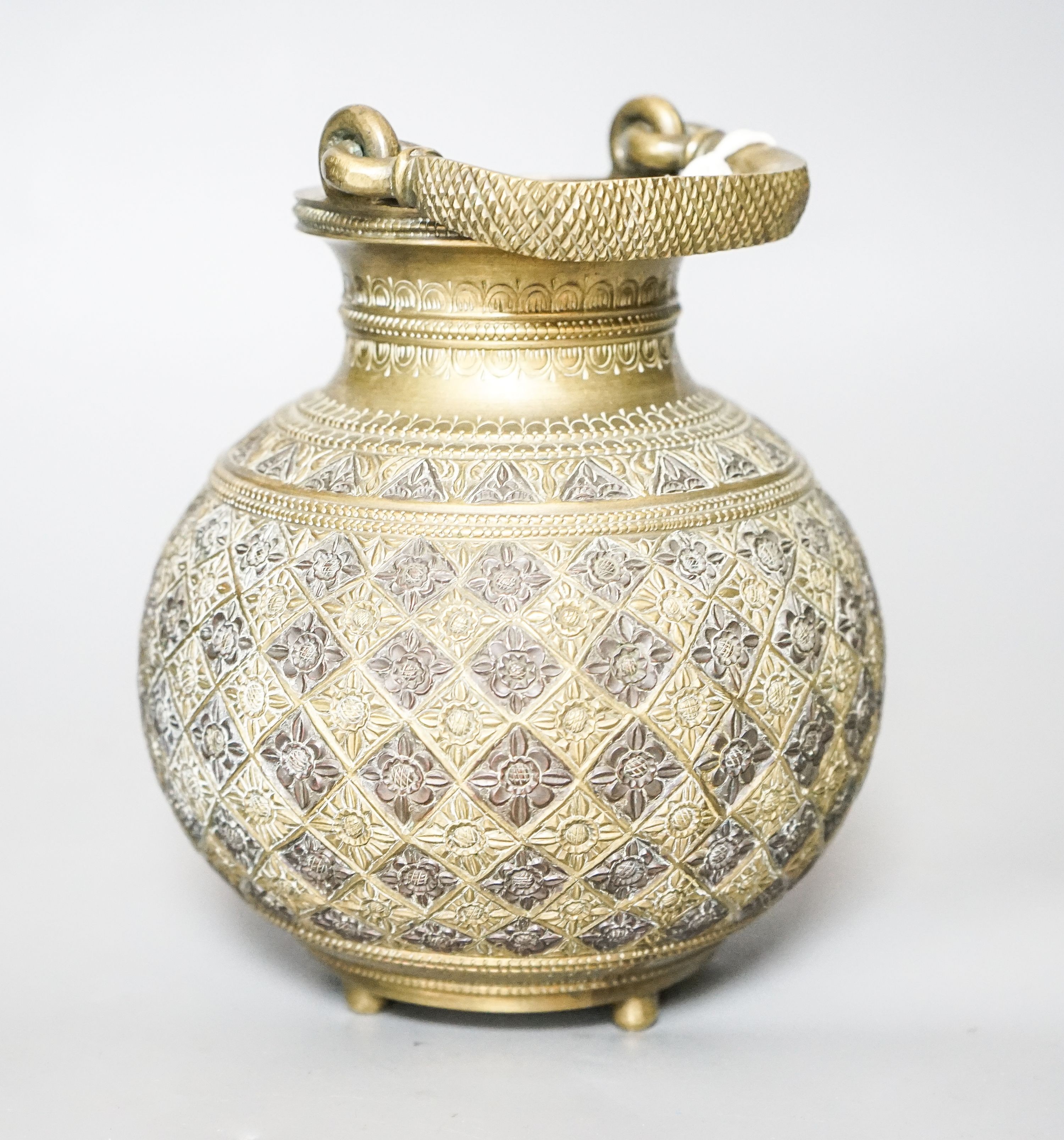 An Indian Deccani bronze and copper water carrier 17cm - Image 2 of 3