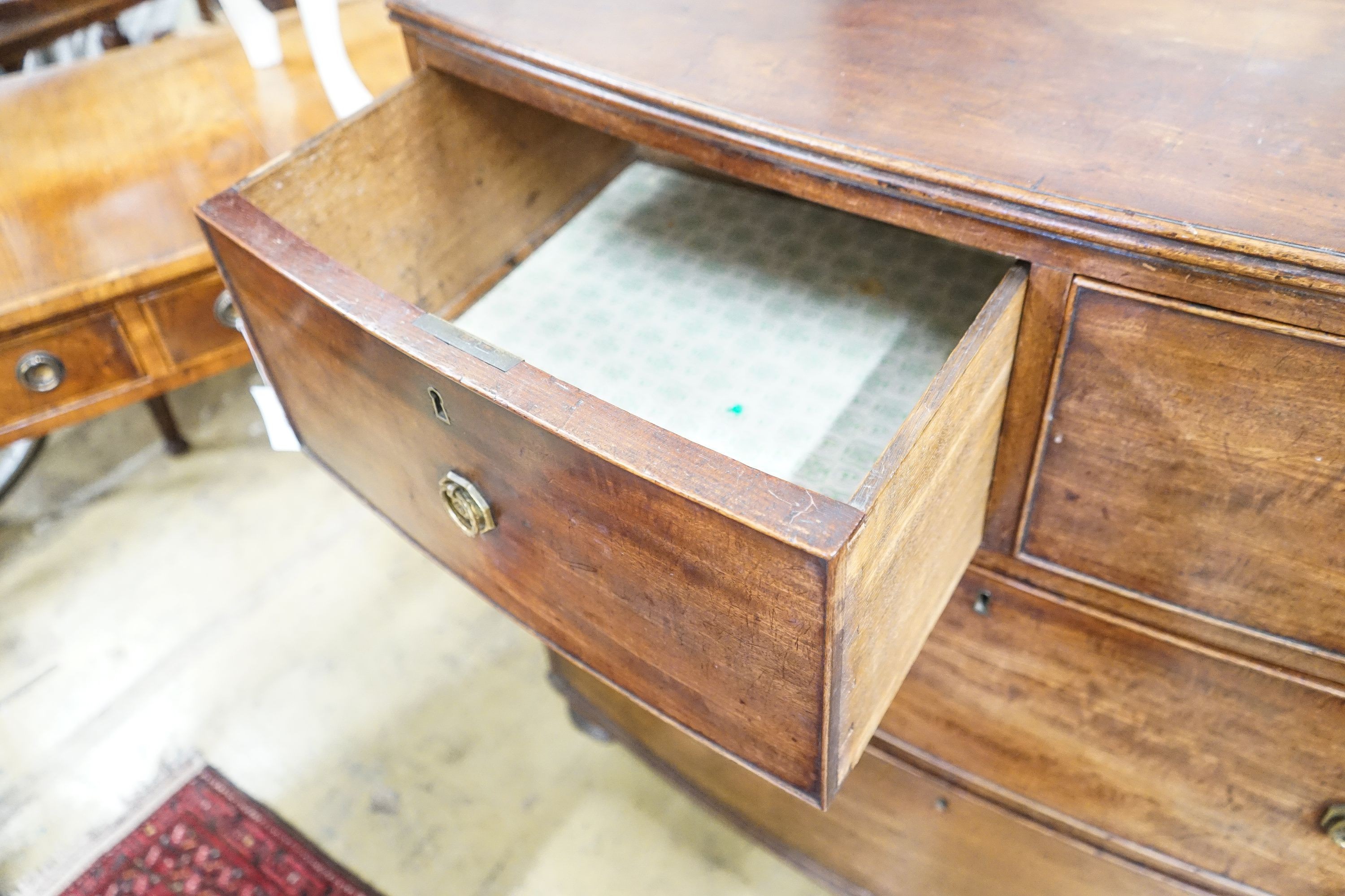 A Regency mahogany bow front four drawer chest, width 100cm, depth 53cm, height 92cm - Image 3 of 3