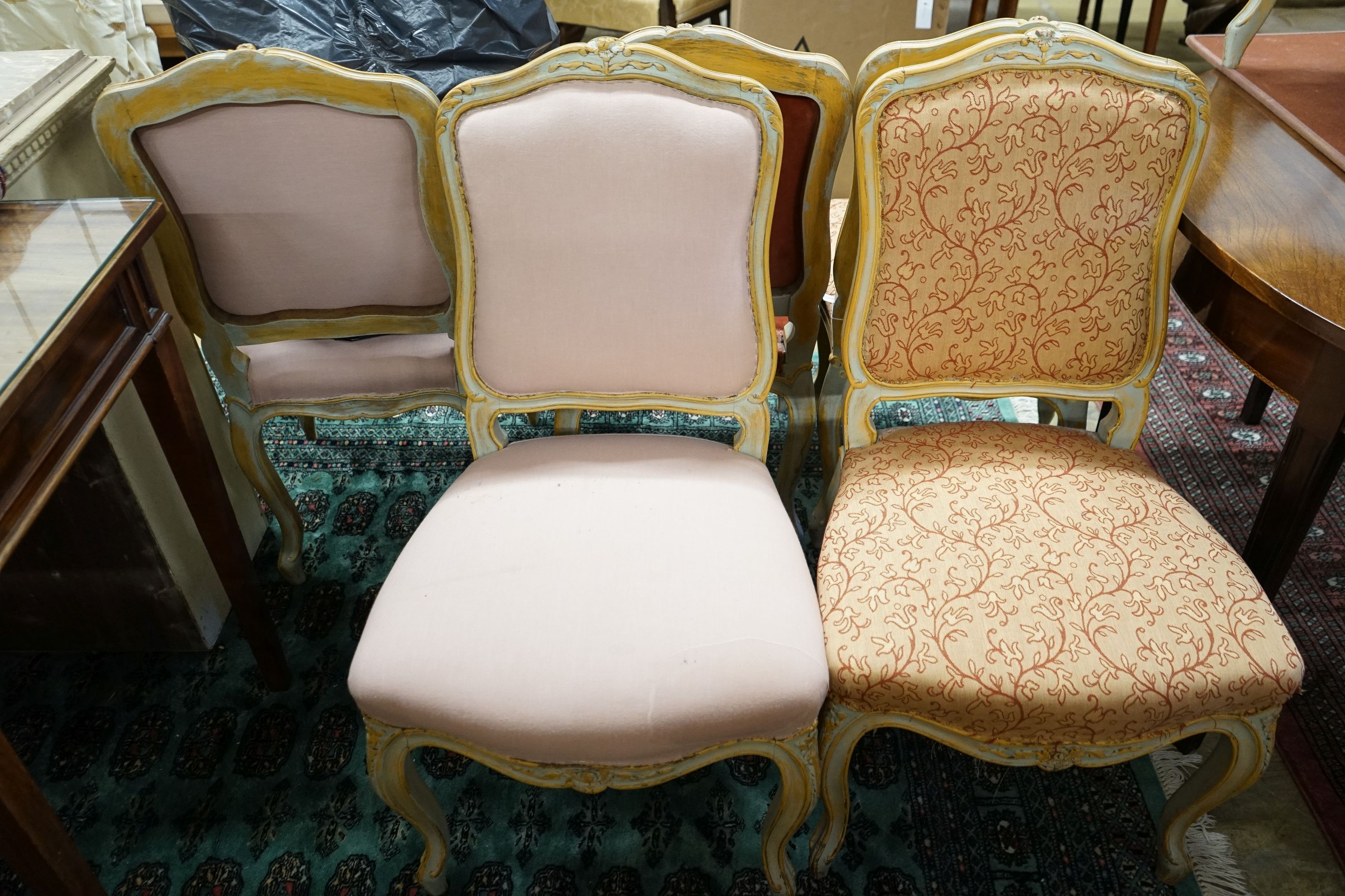 A set of fourteen French Louis XV style painted upholstered dining chairs with loose covers - Image 8 of 9