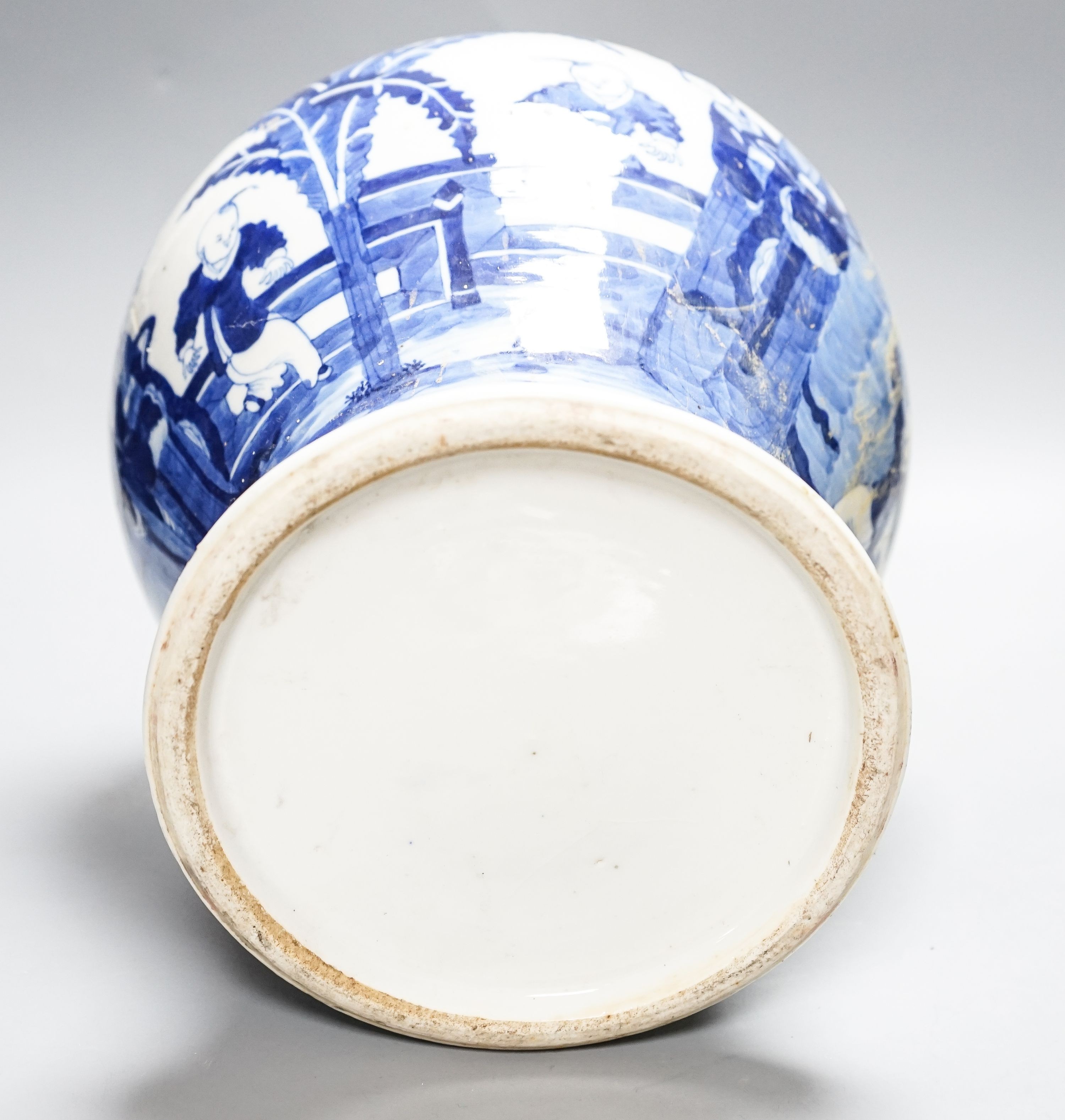 A large 19th century Chinese blue and white vase, damaged 31cm - Image 5 of 5