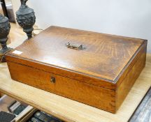 A large oak canteen box, early 20th century, locked and key doesn’t work, no contents. 57cm