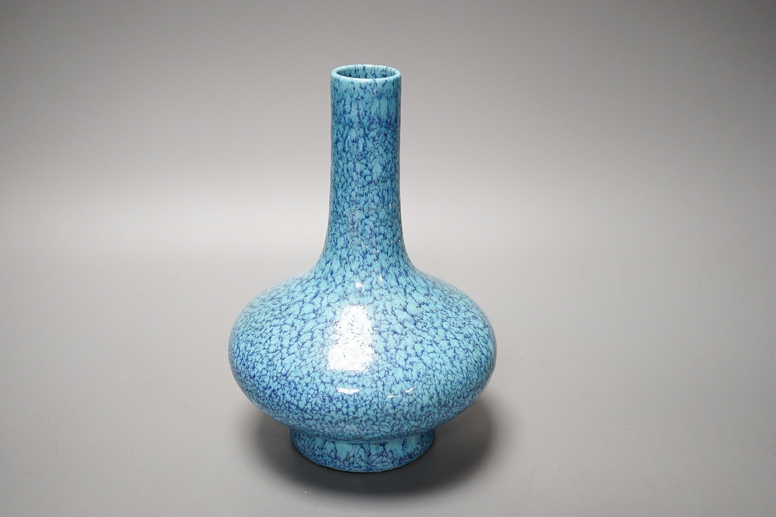 A Chinese robin’s-egg glazed vase 21cm - Image 3 of 5