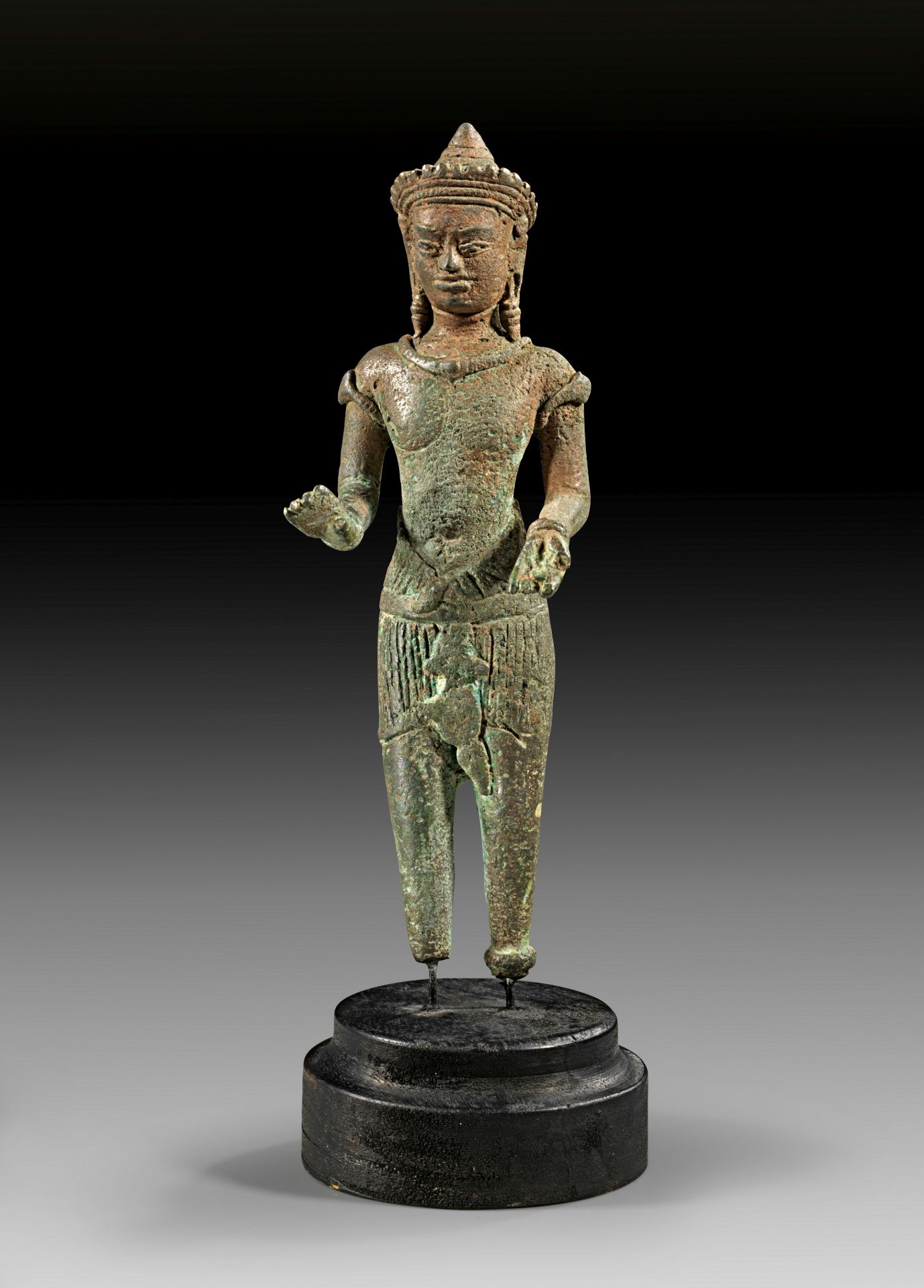  Interesting Khmer bronze figurine of a deity, probably Shiva.