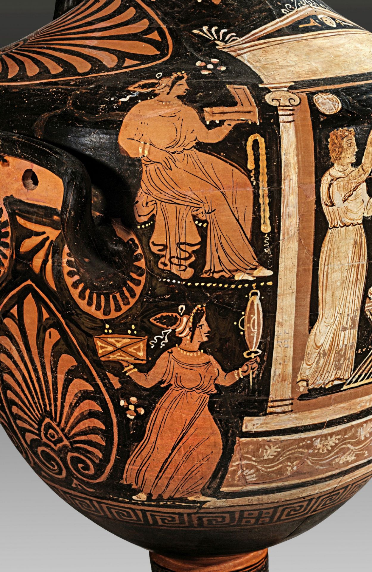 Monumental Apulian red-figure hydria. - Image 3 of 3