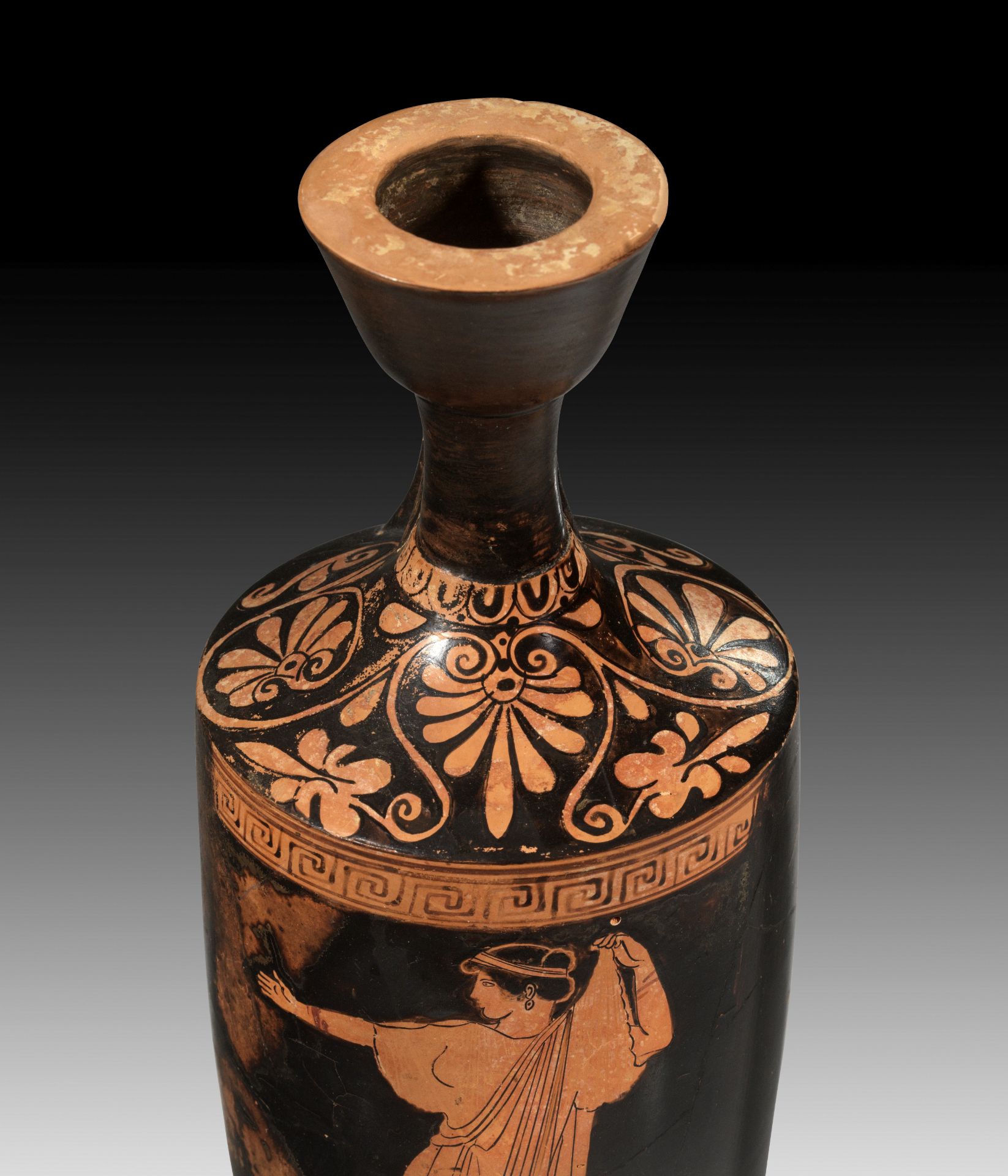 Large Attic red-figure cylindrical lekythos of the Providence Painter.