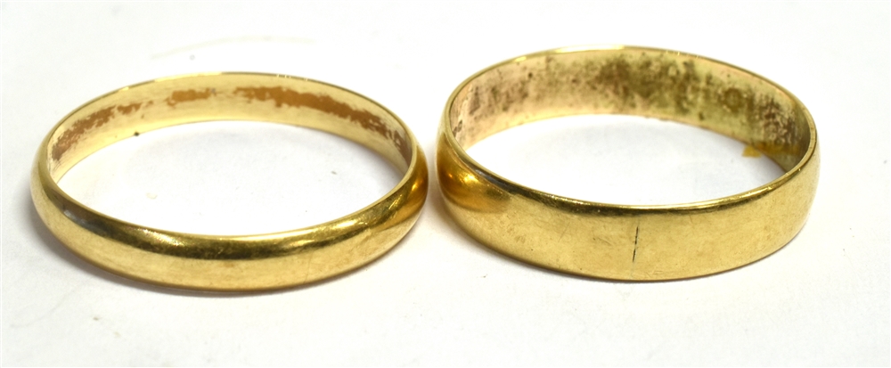 TWO 9CT GOLD PLAIN WEDDING RINGS 3mm and 4mm wide, a total weight of approx 2.4 grams Condition
