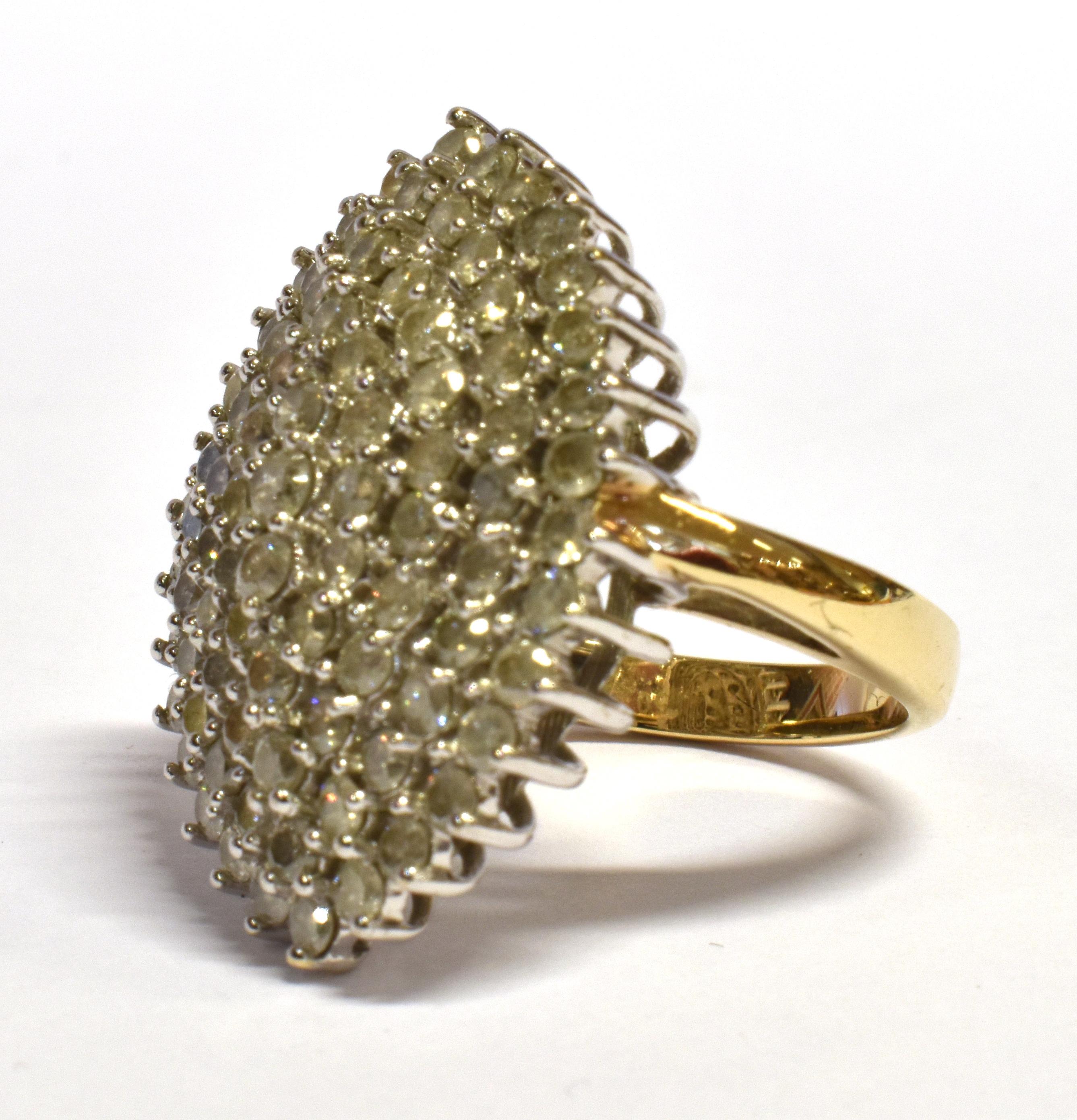 AN OVAL DIAMOND CLUSTER RING 9ct gold ring with small round brilliant cut diamonds with a total - Image 4 of 4