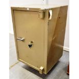 A LARGE 20TH CENTURY VULCAN FLOORSTANDING SAFE with adjustable internal shelf, 70cm wide, 72cm deep,