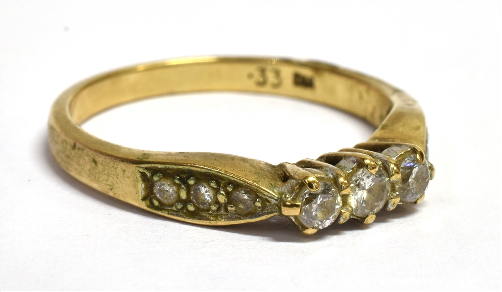 A DIAMOND THREE STONE 9CT GOLD RING with diamond set shoulders, stamped, total diamond weight of 0. - Image 2 of 4