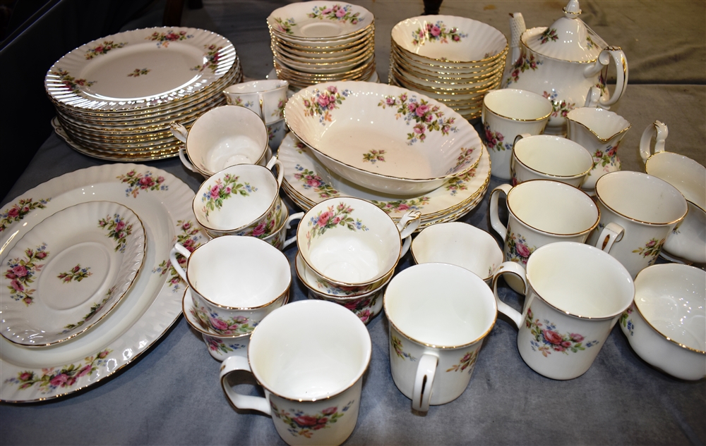 AN EXTENSIVE COLLECTION OF ROYAL ALBERT 'MOSS ROSE' TEA AND DINNERWARES including twelve plates,