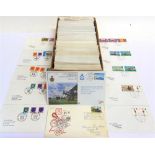 STAMPS - A CHANNEL ISLAND FIRST DAY & COMMEMORATIVE COVER COLLECTION Approximately 300 Jersey and