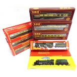 [OO GAUGE]. A G.W.R. COLLECTION comprising a Hornby No.R349, G.W.R. King Class 4-6-0 tender
