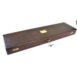 MAHOGANY CASED GUN CABINET, the top having a blank brass plaque to the centre, H 7.5cm x W 88cm x