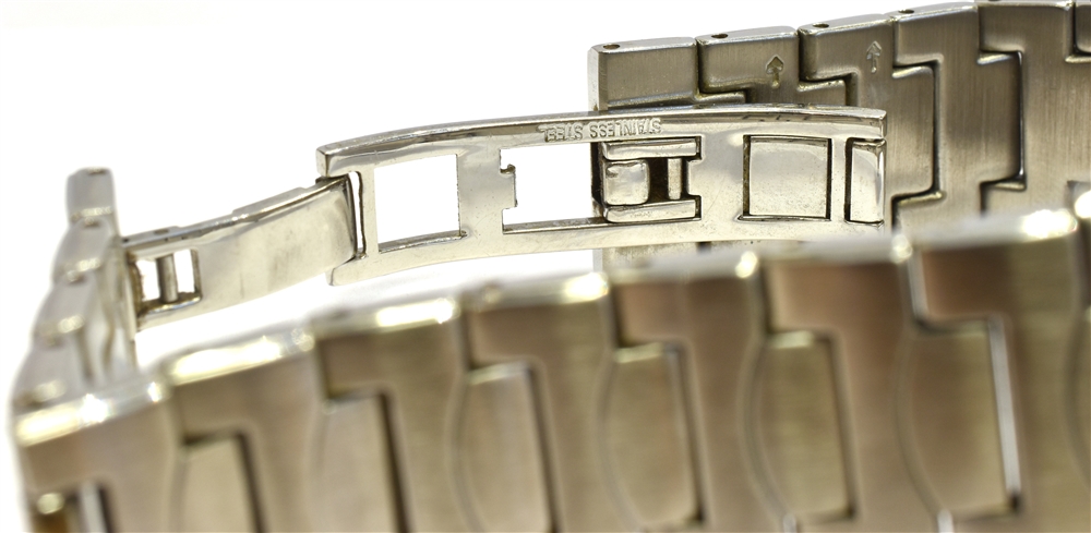 A GENT'S STAINLESS STEEL ROTARY ELITE WRISTWATCH with spare links - Image 5 of 6
