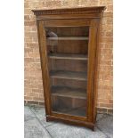 A MAHOGANY GLASS FRONTED DISPLAY/BOOK CABINET, with four adjustable shelves, H 153cm x W 78cm x D