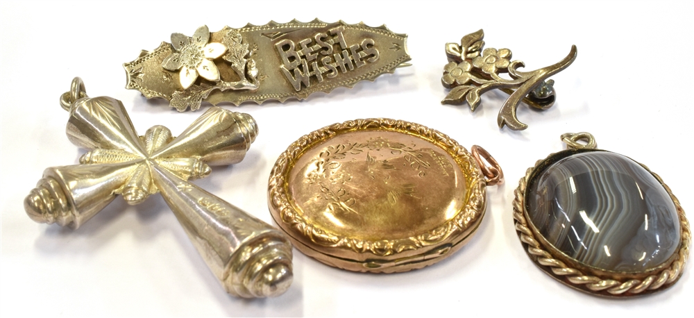 A SMALL COLLECTION OF LATE VICTORIAN JEWELLERY comprising a 9ct gold back and front circular