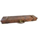 A full leather baize lined compartmented 12 bore shotcase for 30 INCH barrels, brass lock with