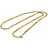 A MARKED 375 GOLD FLAT CURVED LINK CHAIN marked 375 Birmingham control mark and measuring approx.