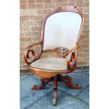 AN OAK SWIVEL CHAIR H 108cm