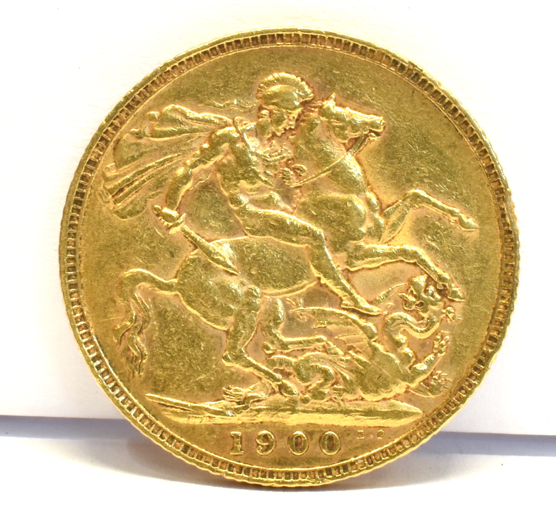 GREAT BRITAIN - VICTORIA (1837-1901), SOVEREIGN, 1900 old veiled bust. - Image 2 of 2