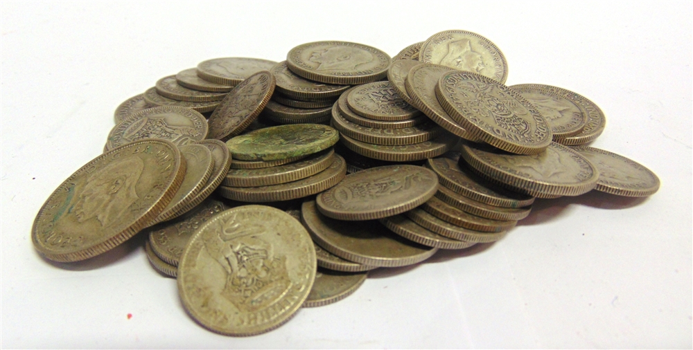 GREAT BRITAIN - ASSORTED HALF-SILVER COINS, 1920-46 (total approximately 450g).