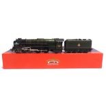 [OO GAUGE]. A BACHMANN NO.32-550B, B.R. CLASS A1 4-6-2 TENDER LOCOMOTIVE 'TORNADO', 60163 lined