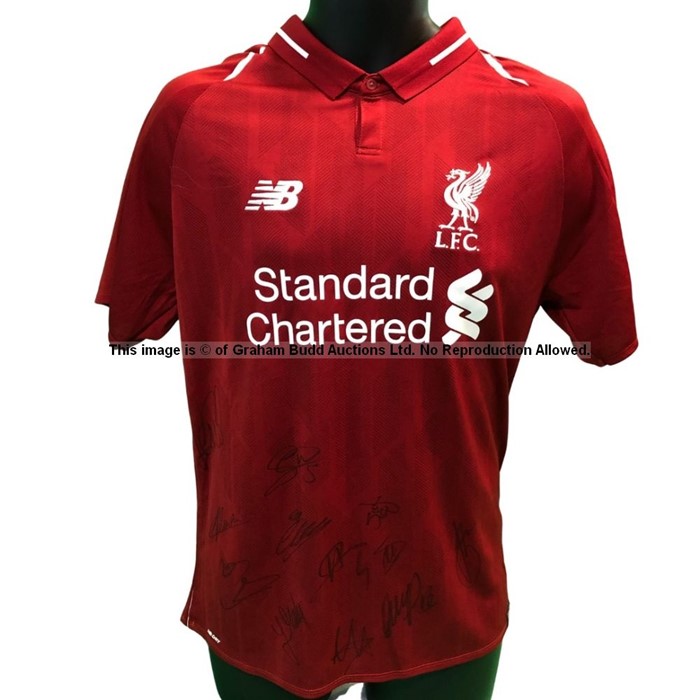 Liverpool FC squad-signed replica red home jersey season 2018-19, short-sleeved by New Balance,
