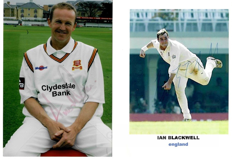Collection of 11 England former Test Match cricketers’ signed postcards, including deceased players, - Image 4 of 4